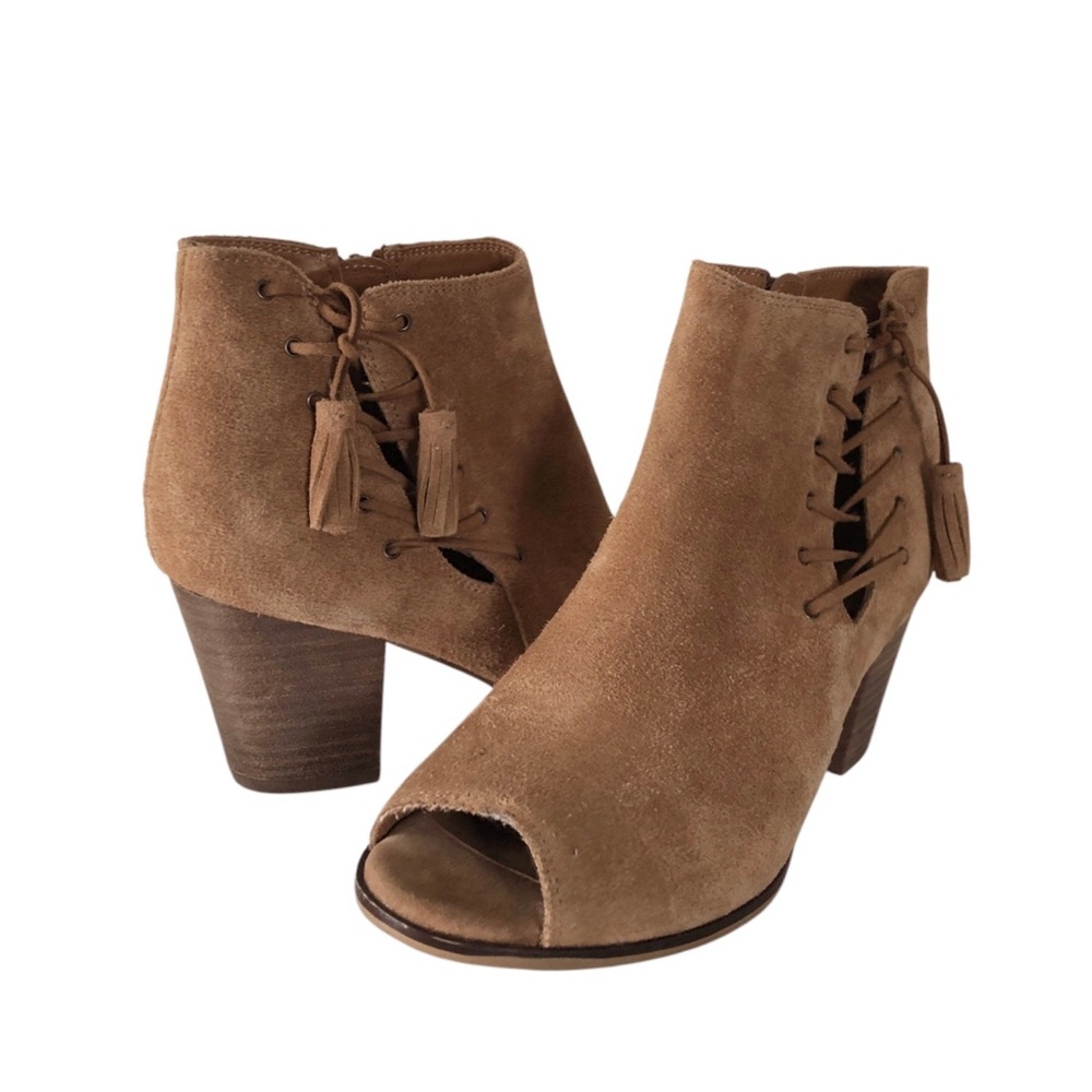 Franco Fortini  Tan suede ankle booties